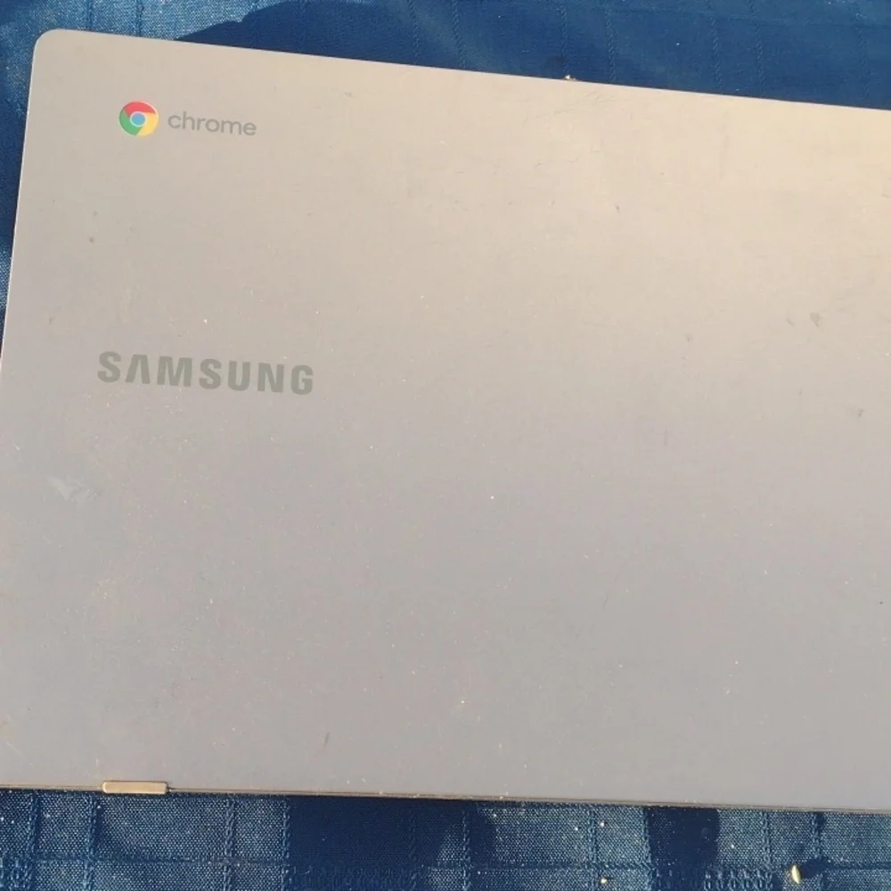 Samsung chromebook sleek